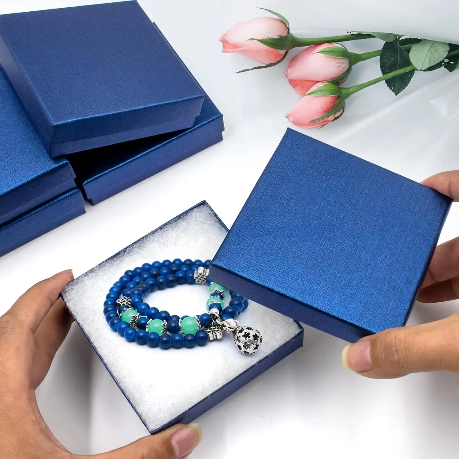 Cardboard Jewelry Blue Gift Boxes 20 Pack3.53.51 inches, its apply to displaying necklaces, rings, bracelets, earrings