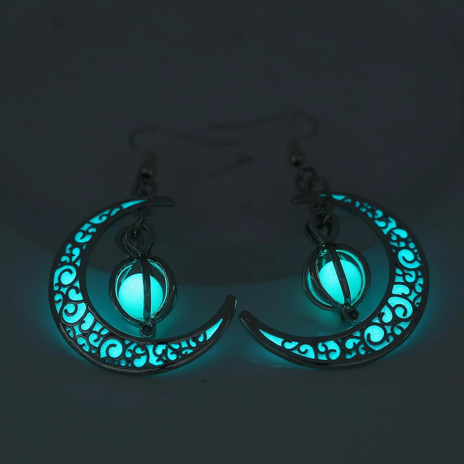 EEQQBZ Glow in The Dark Silver Crescent Moon Earrings - Glowing Blue Moon Charm - Magical Fantasy Fairy Glowing Earrings - Glow Jewelry