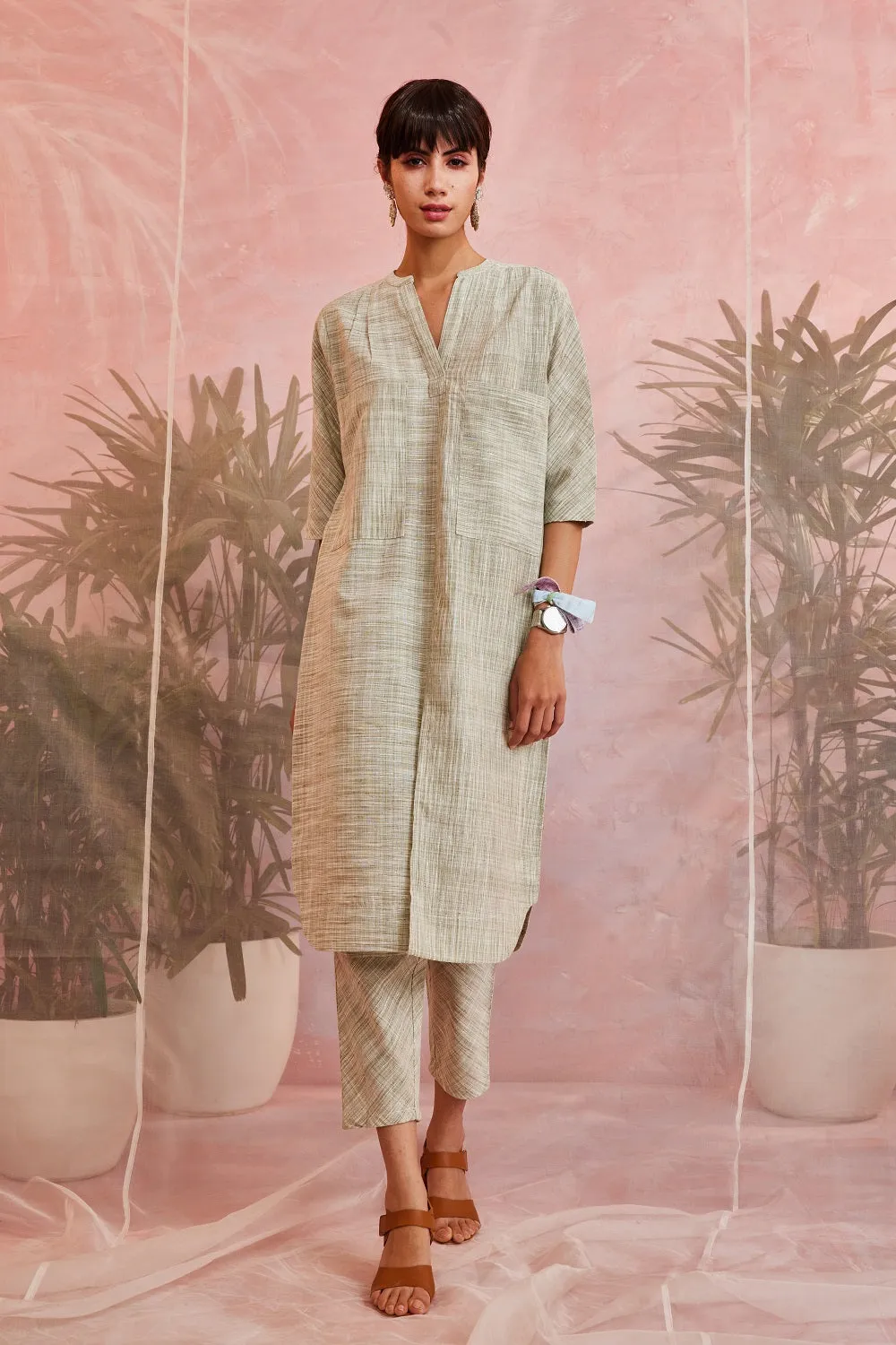 Front Big Pockets texture Kurta with Pant - Set of 2